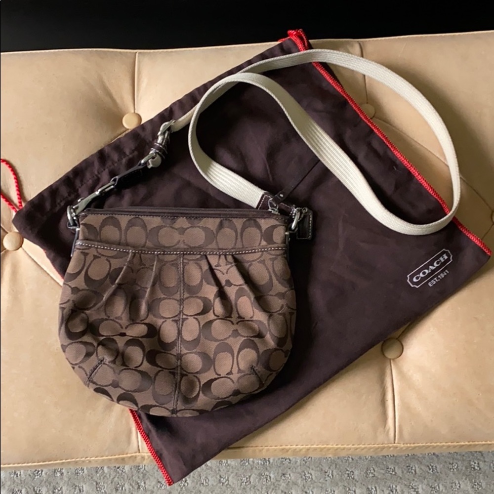 Authentic Coach crossbody